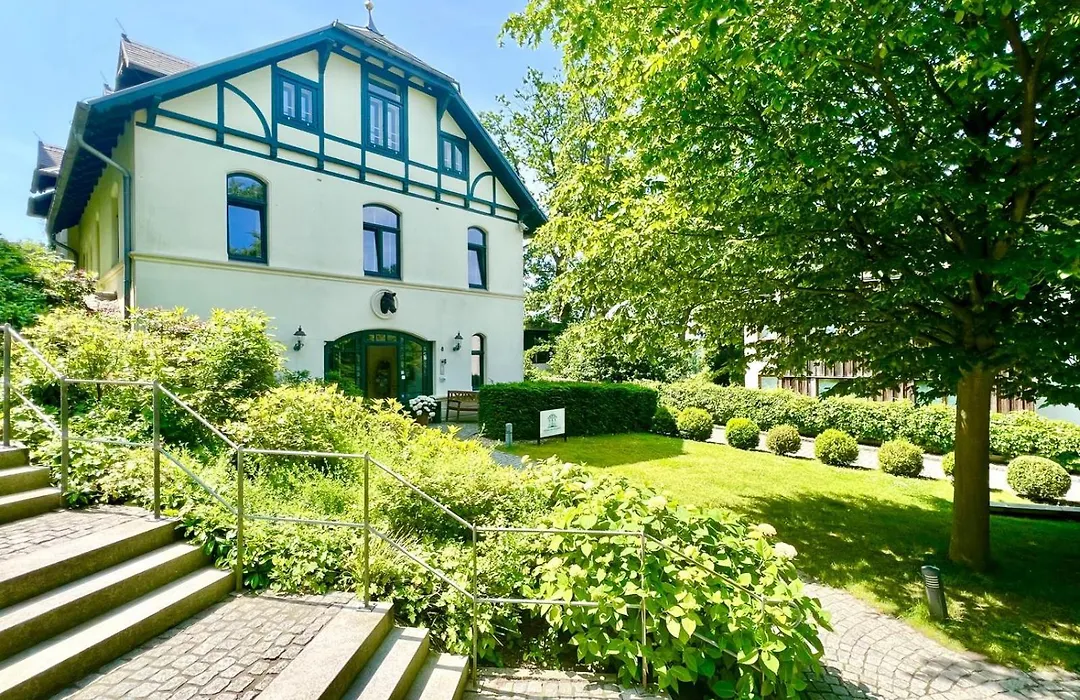 Remise am Süllberg - Das kleine, feine Hotel in Blankenese-1